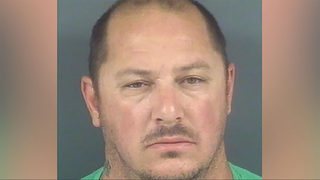 FAYETTEVILLE, NC - Полиция Fayetteville арестовала предполагаемого серийного насильника, используя то же самое тестирование ДНК, которое поймало Убийцу Голден Стэйт