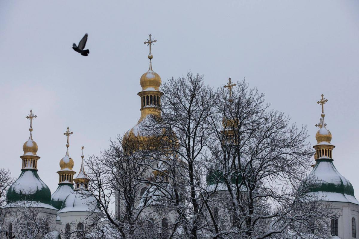 Президент подчеркнул, что с провозглашением единой украинской церкви завершается строительство независимого государства   Президент сравнил создание ПЦУ с Актом государственной независимости / фото Администрация Президента Украины   Об этом он сказал в ходе рабочей поездки в Днепропетровскую, где принял участие в молебне в Храме Рождества Пресвятой Богородицы Православной церкви Украины, сообщили в пресс-службе главы государства