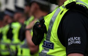 Арест произведен после того, как полицейские преследуют мотоцикл по улицам Эдинбурга